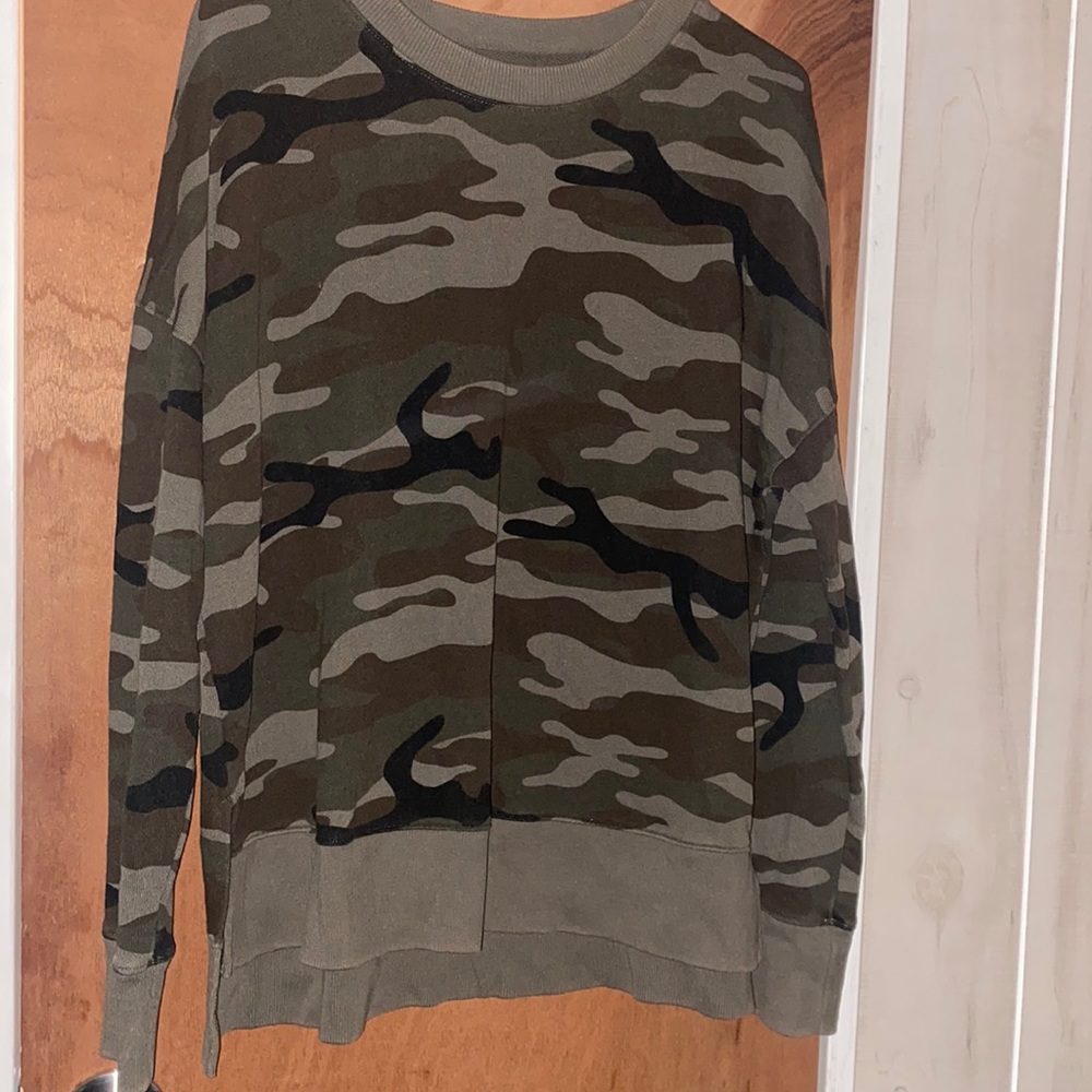 Brand New Large Camouflage Long Sleeve Crewneck
